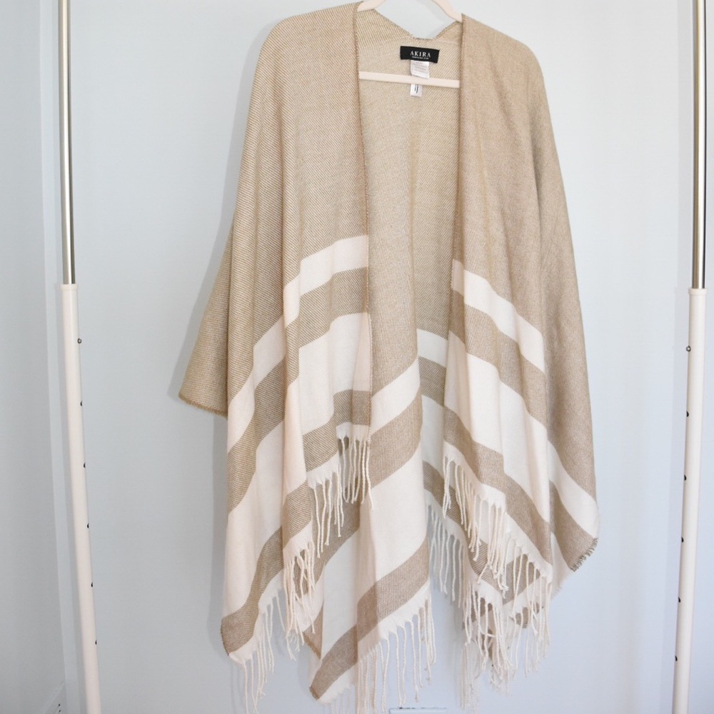Akira Tan and White Poncho
